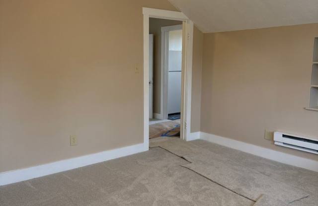 Renovated Apartment Close to Downtown Frederick! Gallery 4