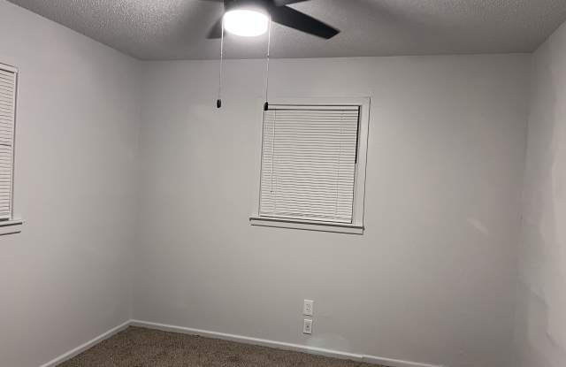 707 47th Street - B Gallery 4