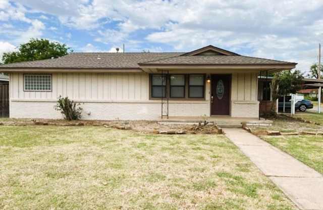 107 NE 6th, Moore 3 bed 1.5 bath, 2 car carport, storm shelter photos photos
