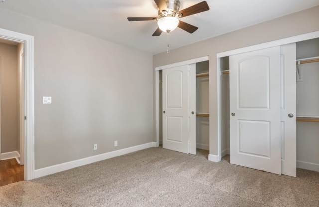 Pentagon Apartments Gallery 3