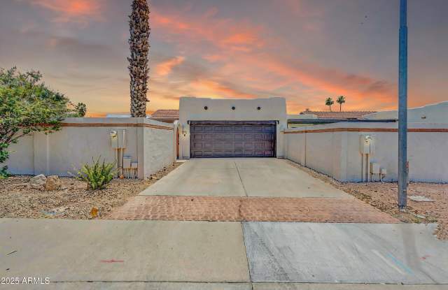 1563 N DIANE Street photos photos