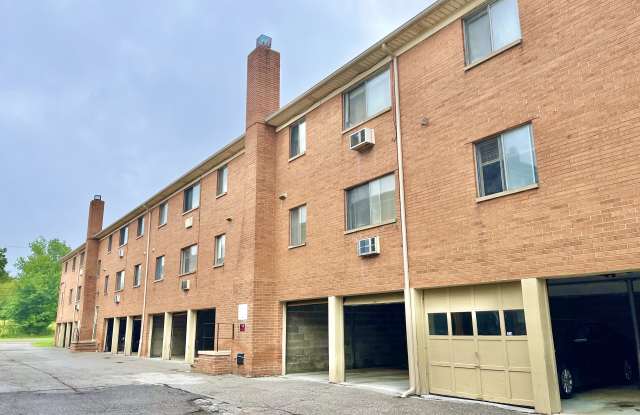 16210 Maple Heights Blvd - 16210 Maple Heights Boulevard, Maple Heights, OH 44137 16210 Maple Heights Blvd - 16210 Maple Heights Boulevard, Maple Heights, OH 44137