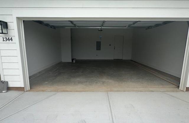 1344 Perkins Road Gallery 3