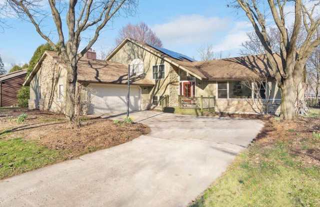 3411 Pomeroy Road - 3411 Pomeroy Road, Downers Grove, IL 60515