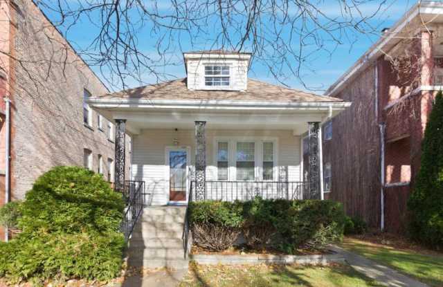 5434 W Wrightwood Ave photos photos