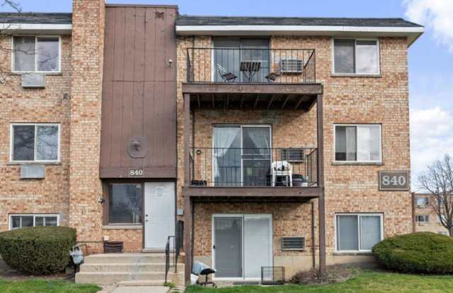 840 West College Blvd. photos photos