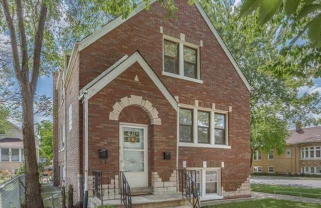 2345 RIDGELAND Avenue - 2345 Ridgeland Avenue, Berwyn, IL 60402