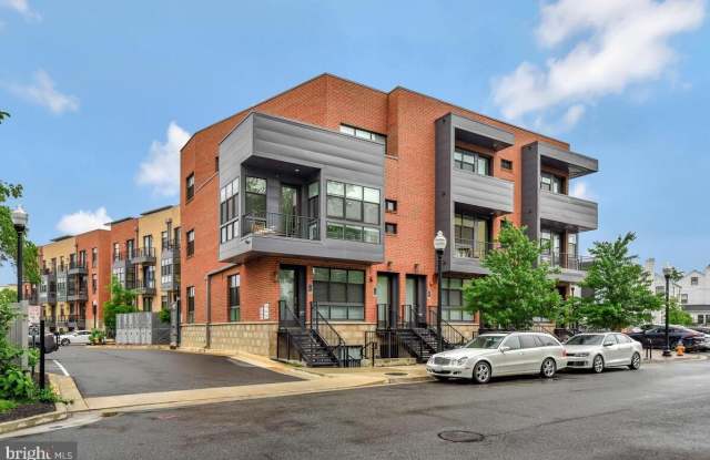1122 S HIGHLAND STREET photos photos