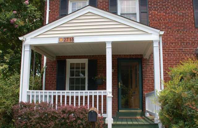 2716 Farnsworth Drive - 1 - 2716 Farnsworth Drive, Huntington, VA 22303