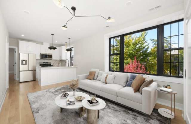 4153 North Hermitage Ave. photos photos