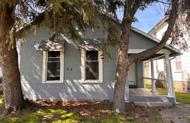 A spacious and quiet 3 bedroom home in Old North! photos photos