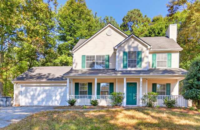 Beautiful Loganville Home with Huge Fenced Backyard Gallery 1