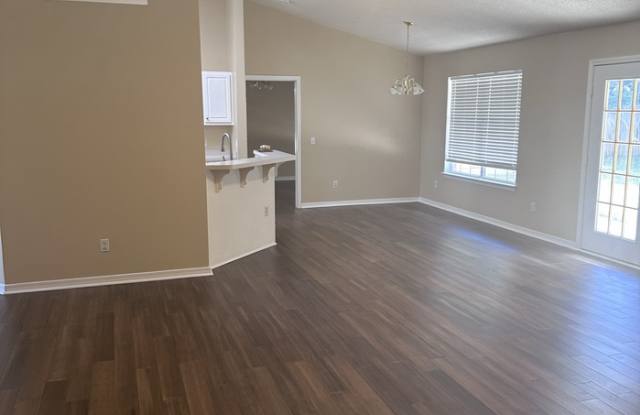 3200 Windjammer Court Gallery 4