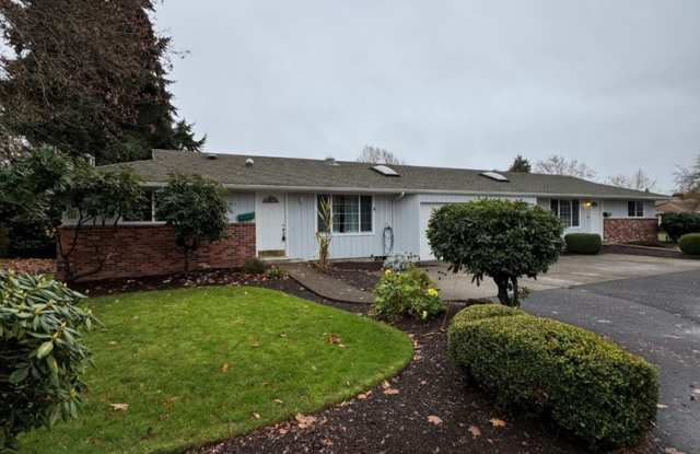 394-396 Rosewood Ave photos photos
