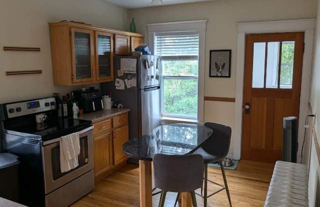 1142 Moorlands Dr photos photos