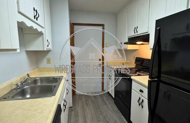 952 MCAFINA TRL - 952 McAfina Trail, Valdosta, GA 31602