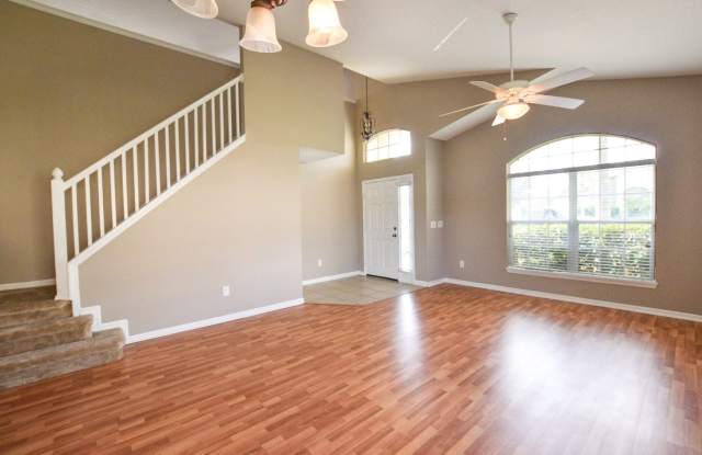 324 Marathon Lane Gallery 2