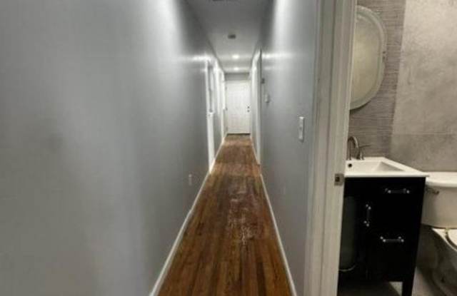 202 Harrison St Gallery 3