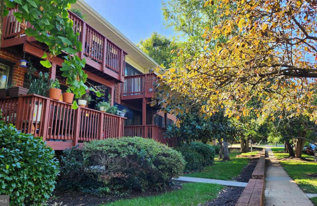 2700 DARTMOUTH Road - 2700 Dartmouth Road, Alexandria, VA 22314