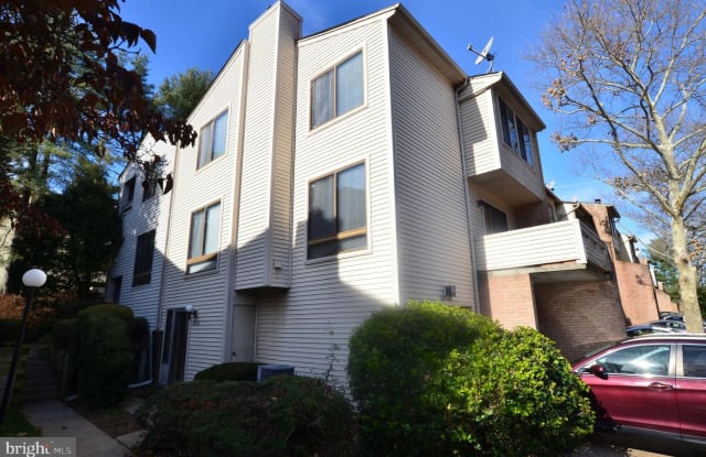 18702 PIER POINT PL - 18702 Pier Point Place, Montgomery Village, MD 20886