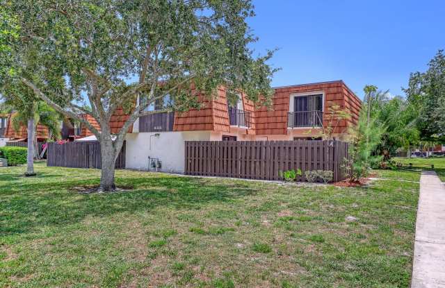 6335 Red Pine Lane Gallery 3