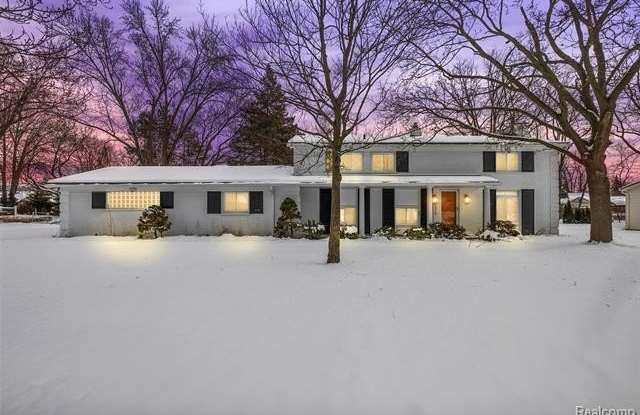 30012 BRIARTON Street photos photos