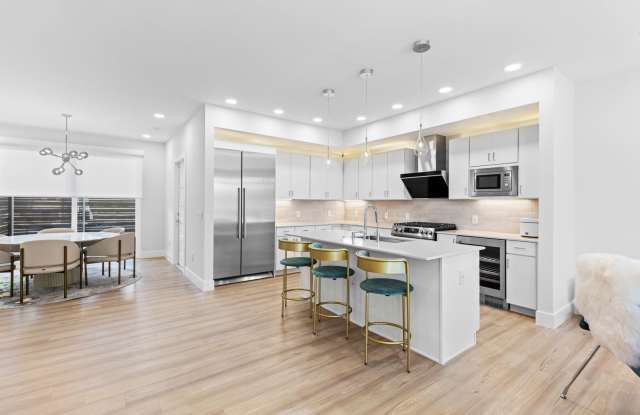 Exclusive Townhome in The Vue at Celebration Pointe Gallery 3