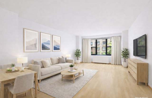 220 East 57th Street 5G Gallery 1