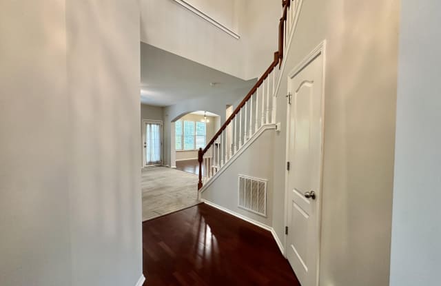 8208 Stone Cellar Drive Gallery 4