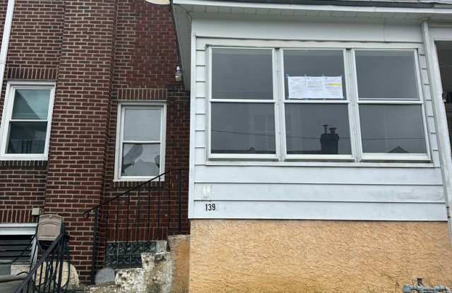 3 Bed/1 Bed for Rent! Sharon Hill Gallery 3