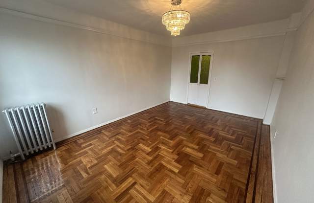 2978 East 196th Street photos photos