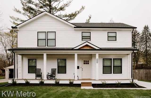 973 ALLEN Drive photos photos