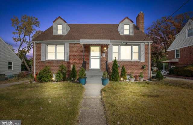 121 ONONDAGA Drive photos photos