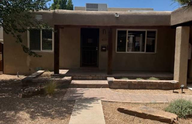 Beautiful 3 bedroom 2 bath 2 car garage home close to Knob Hill and the UNM area. photos photos