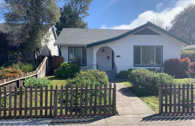 Memorial Hospital 2 bedroom 2 bathroom home -All Utilities Included. photos photos