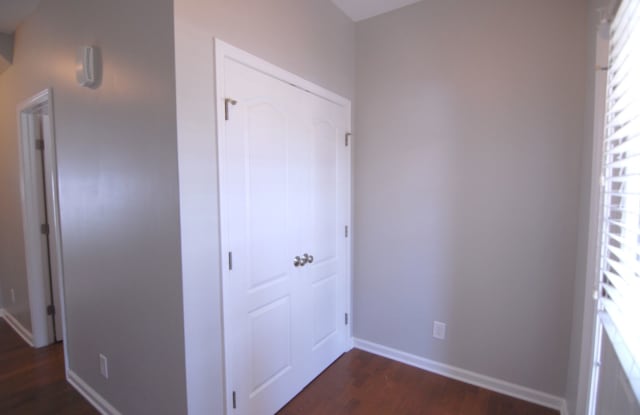 Resort style living 3 bedroom 2.5 bath Townhouse at MacIntosh on the Lake west of Burlington w/ 1-car garage Gallery 3