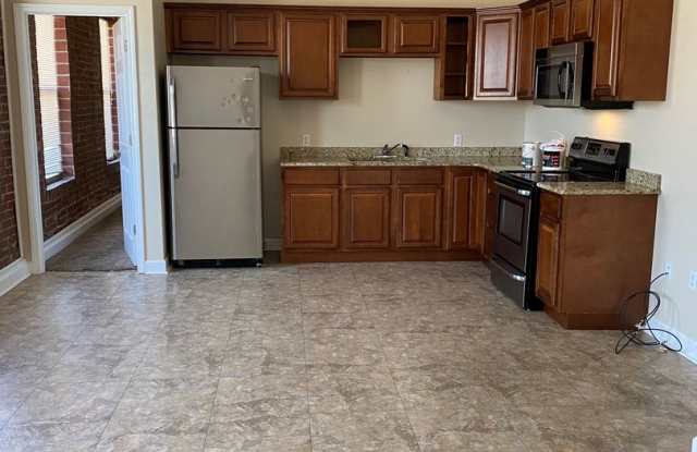 One Bedroom Loft Apartment Available in Historic Downtown Russellville photos photos