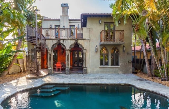 3725 Sheridan Ave - 3725 Sheridan Avenue, Miami Beach, FL 33140 3725 Sheridan Ave - 3725 Sheridan Avenue, Miami Beach, FL 33140