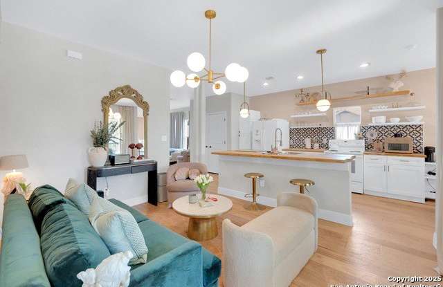 902 Bailey - 902 Bailey Avenue, San Antonio, TX 78210