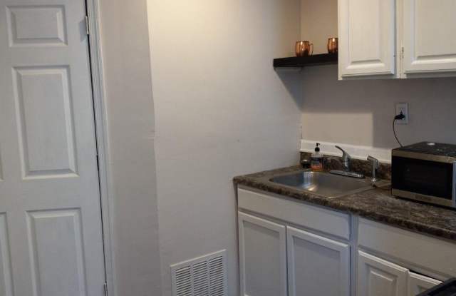 1406 5TH Street NW Gallery 4