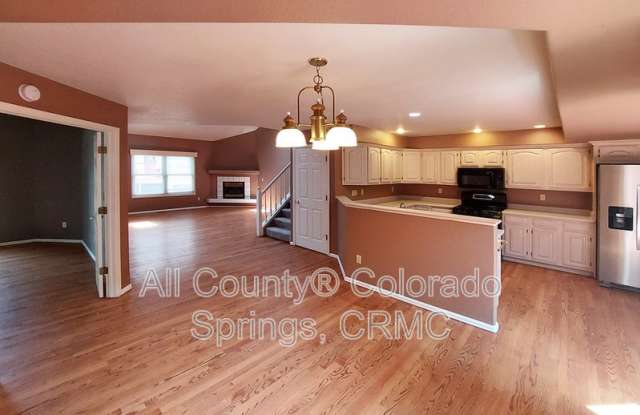 6568 Foxdale Circle Gallery 4