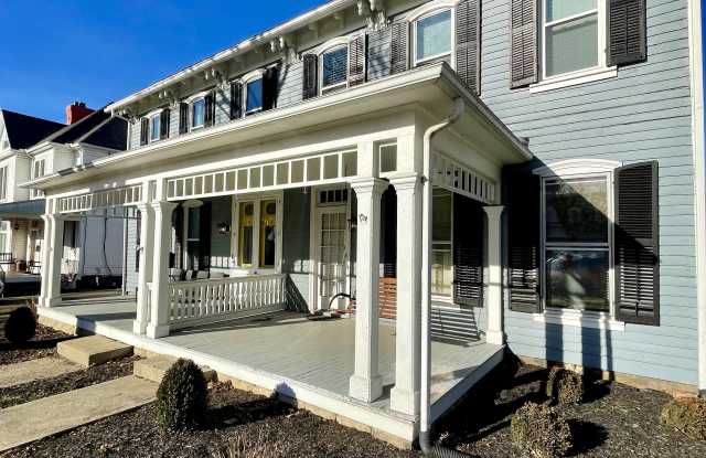 160 1/2 West Mound Street photos photos