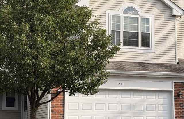 1941 Blackberry Lane Gallery 1