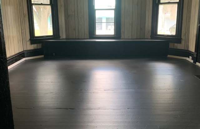 680 25th St. S. Gallery 2
