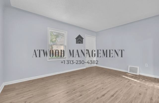 Coming Soon – Beautifully Updated Home *Coming Soon (Move-in ready by 8/14 or Sooner)*! Gallery 4