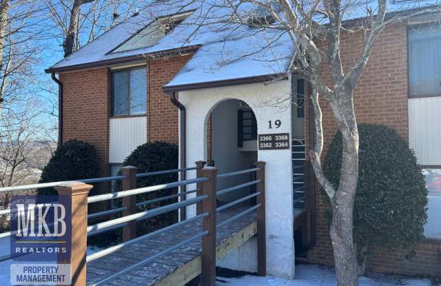 3366 Forest Court - New to Market! 2 Bedroom  2 Bath Condo in The Forest - 3366 Forest Court, Cave Spring, VA 24018