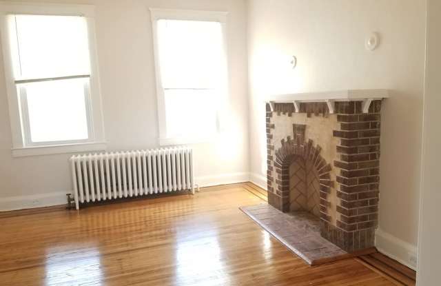 3934 Dolfield Avenue Gallery 3
