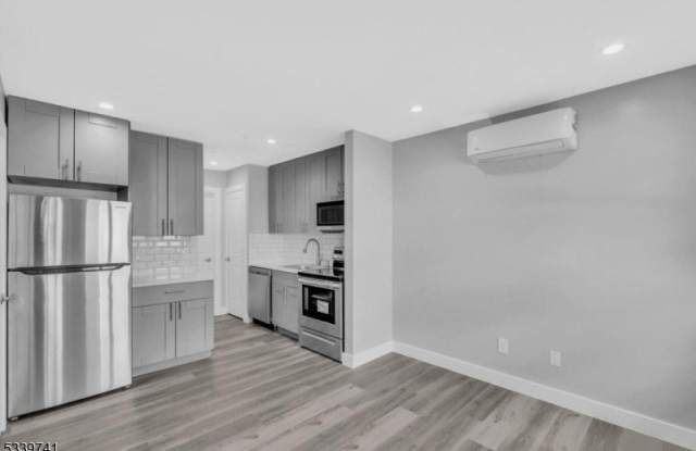 1300 Fulton St photos photos