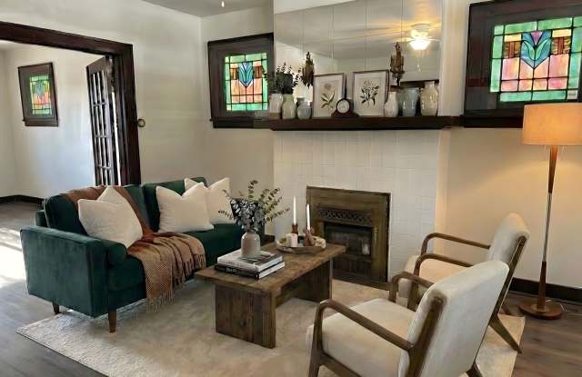 3 Bed / 1 Bath Single Family Home in Swissvale photos photos