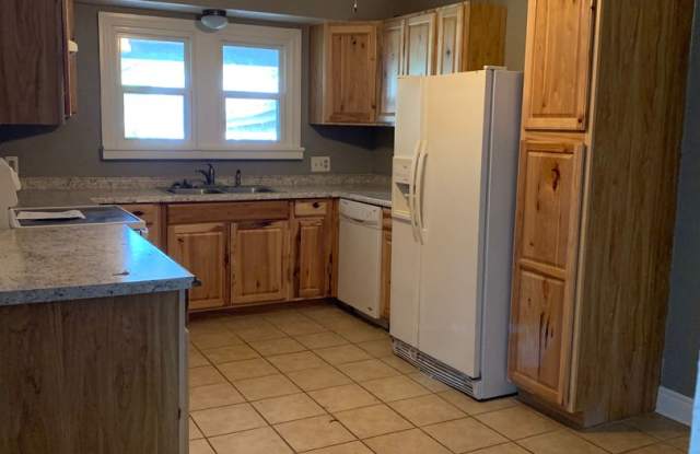 3 Bedroom home with a bonus room Gallery 3